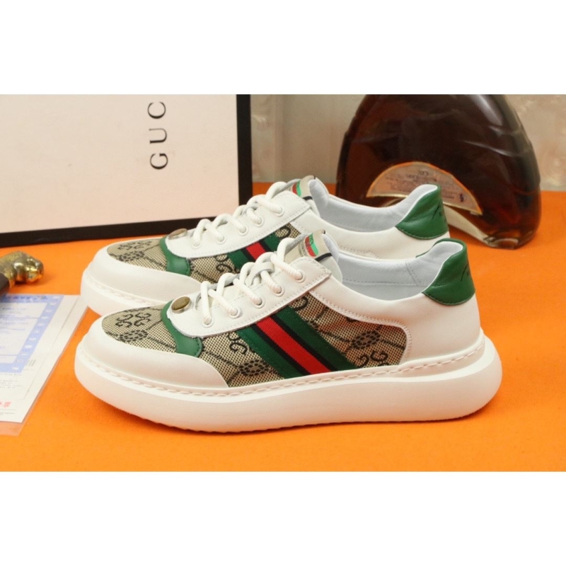 G*u*i casual shoes